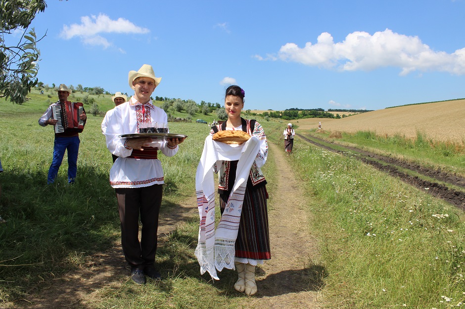 Moldova_hospitality_ospitalitate_welcome